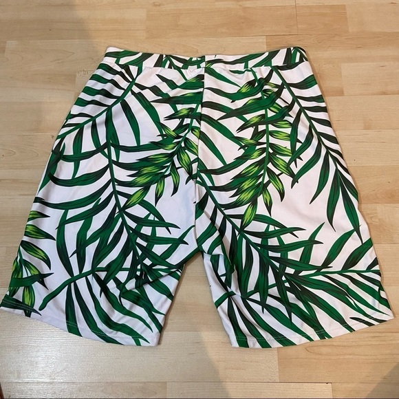 💥5/$25 BNWT Patpat men’s  and boys matching swim shorts in size medium - Picture 9 of 9